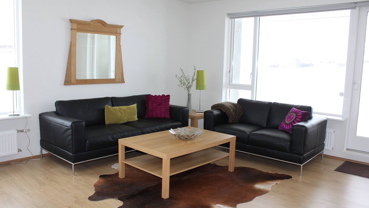 Akureyri Apartment | Akureyri - beautiful, fully equipped with mountain views