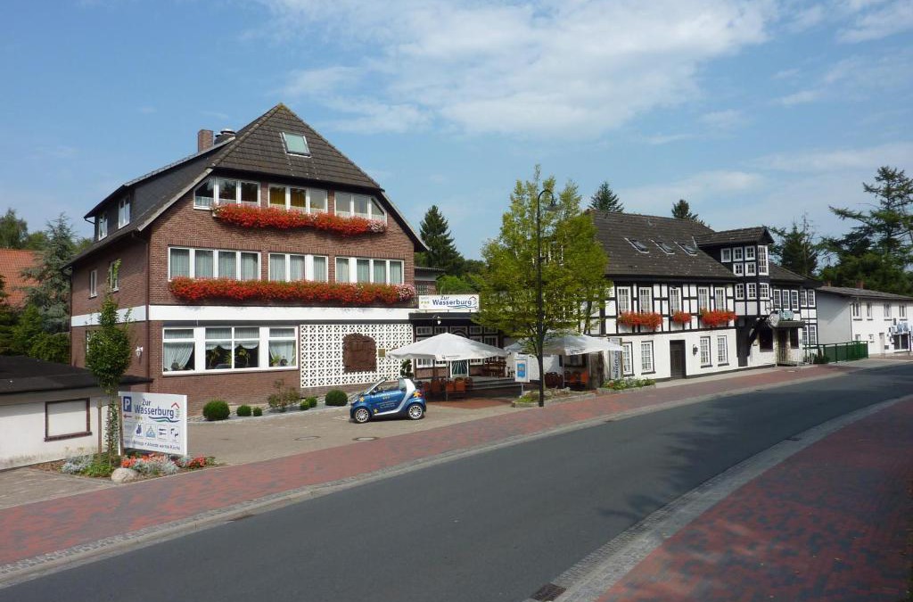Harpstedt Hotel | Akzent Hotel Zur Wasserburg - Hotel Garni bed & breakfast