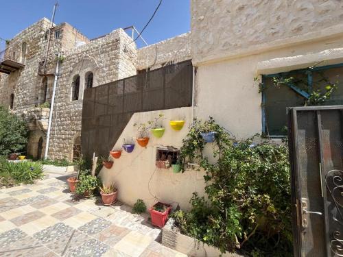 Al-Karak House | Al Karak House sharing Apt