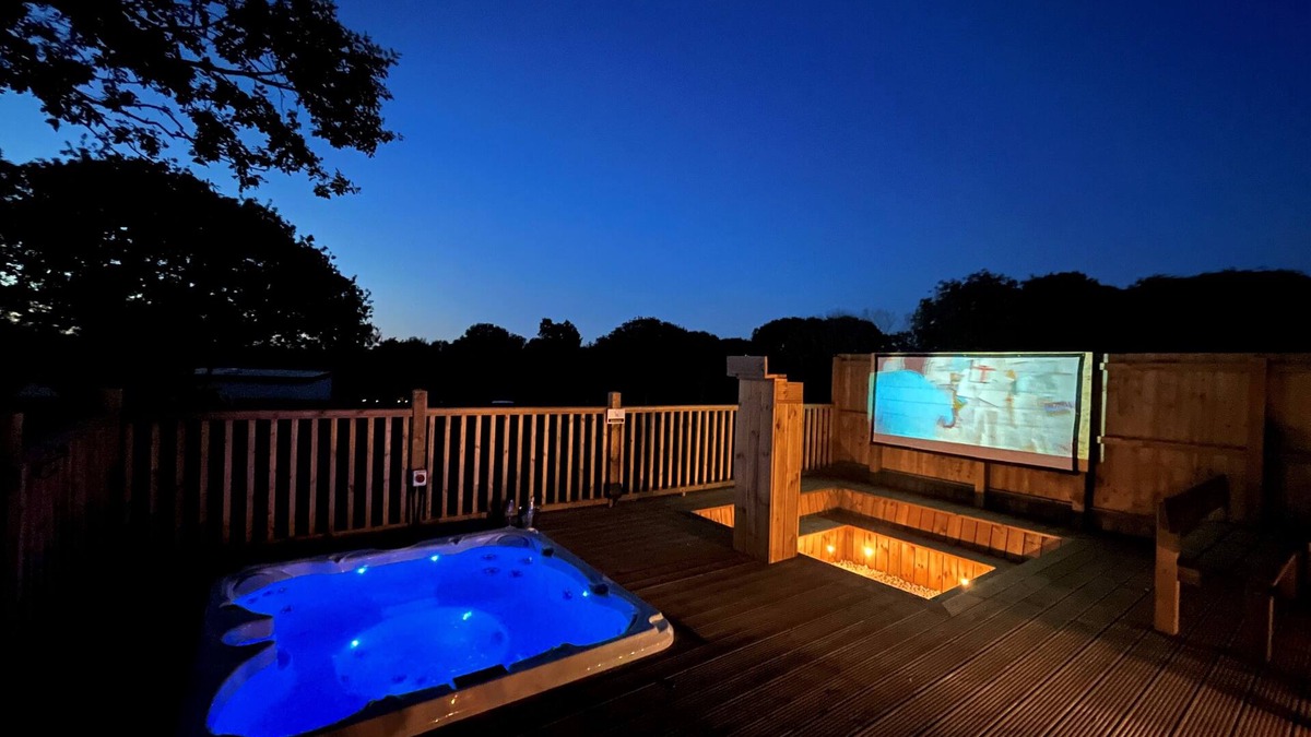 Tenby RV Rental | Aladdin Safari Tent Pembrokeshire