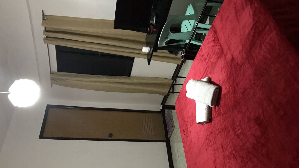 Dasmarinas House | Aladino Food Court & Inn