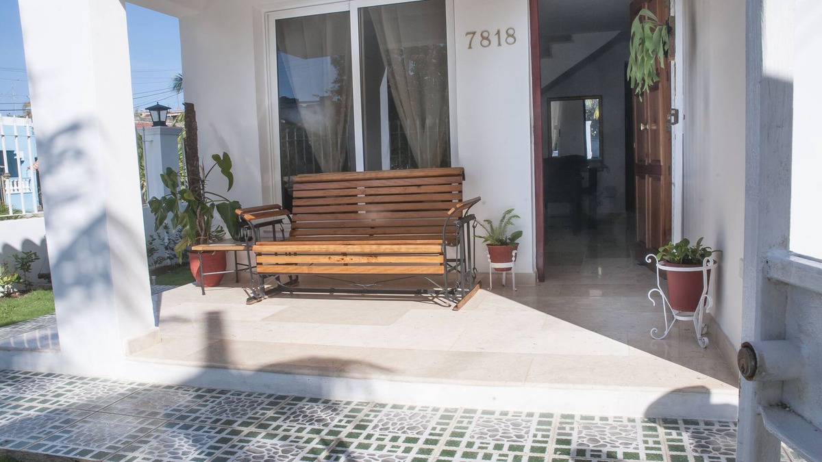 Municipality of Playa Bed & Breakfast | Alahabana Boutique Hotel