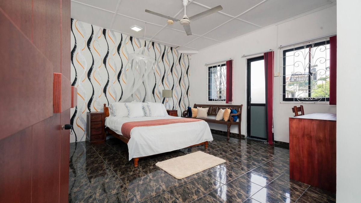 Sri Jayawardenepura Kotte Condo | ALAKESHWARA HOME STAY nFULLY FURNISH 3 BED ROOM 2 bath APARTMENT IN KOTTE
