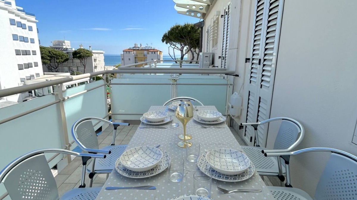 Fogliano Marina Apartment | Alba Flexrent Penthouse - Abyssinia