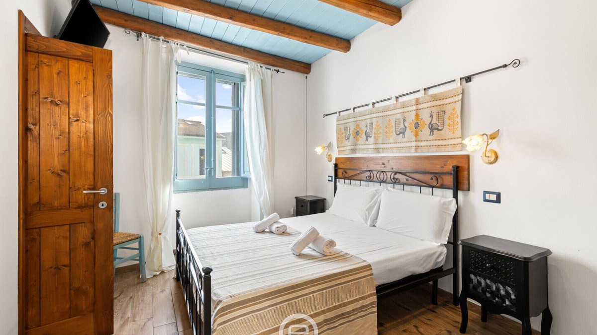 Oristano Historic Centre Apartment | Albachiara Guesthouse