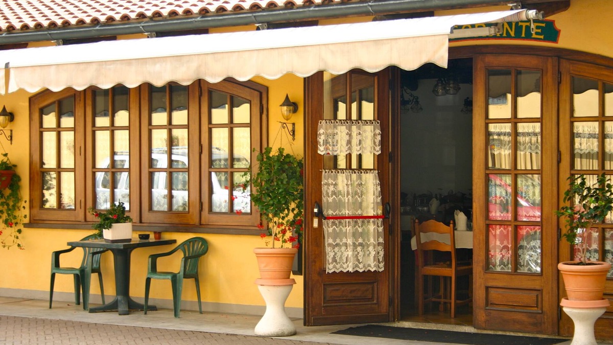 Castelnuovo don Bosco Hotel | Albergo Ciocca