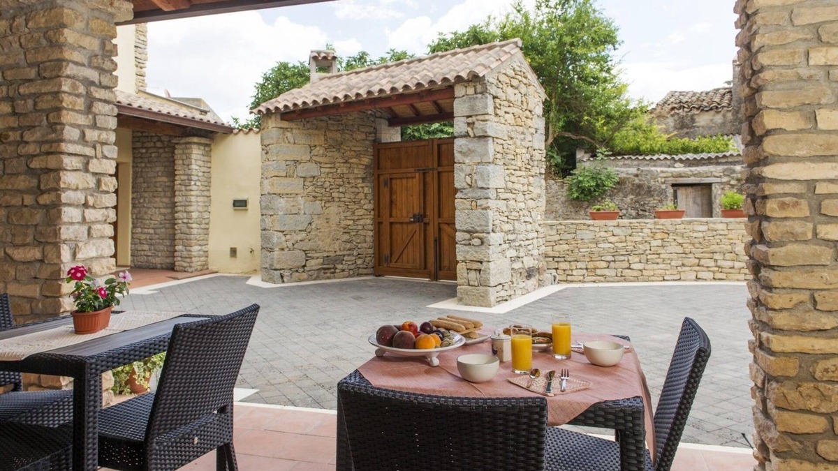 Baressa Hotel | Albergo Diffuso Il Mandorlo