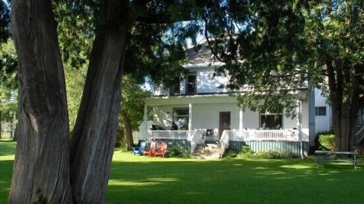 Port Stanton Cottage | Albert Manor - Large 5 Br Lakeside House in Severn Bridge.