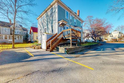 Bar Harbor House | Albert Meadow Hideaway