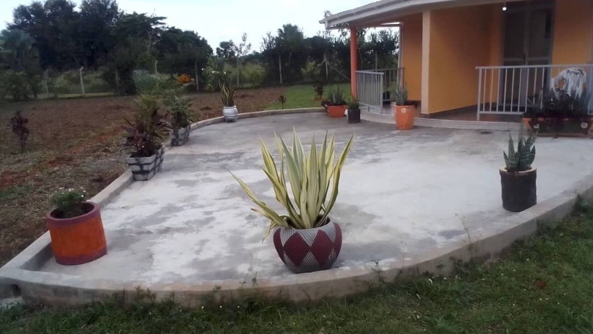 Gulu Cottage | Alberto Gardens - One bedroom cottage in private grounds & free parking