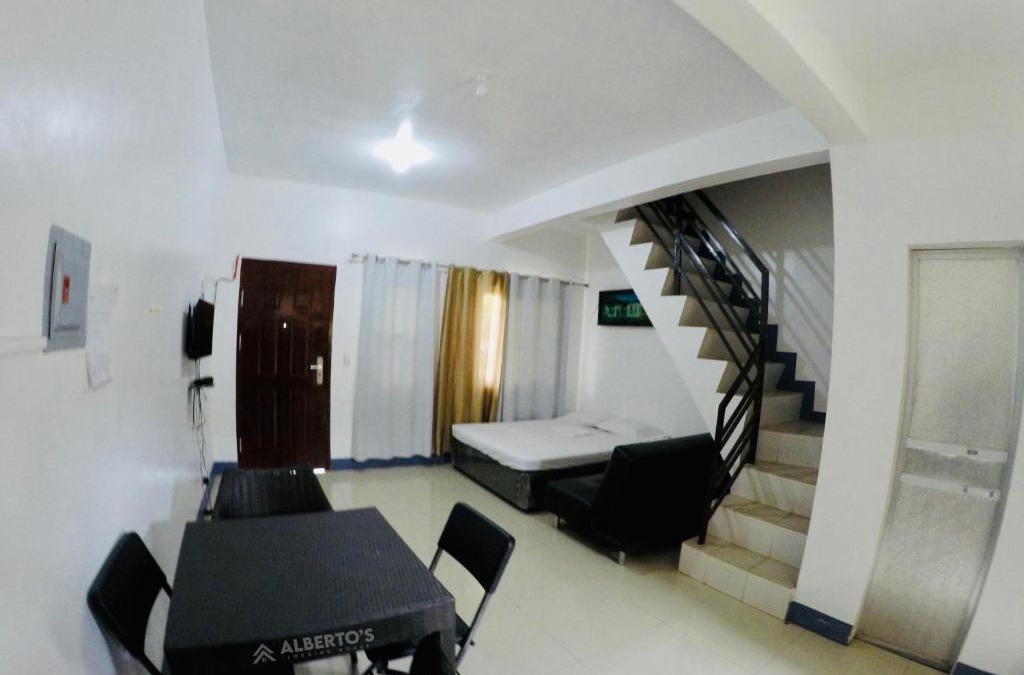 Mariveles Hotel | Alberto's Lodging House