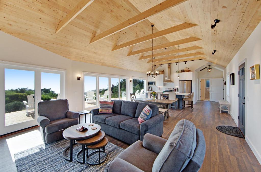 Albion House | Albion Ridge Overlook