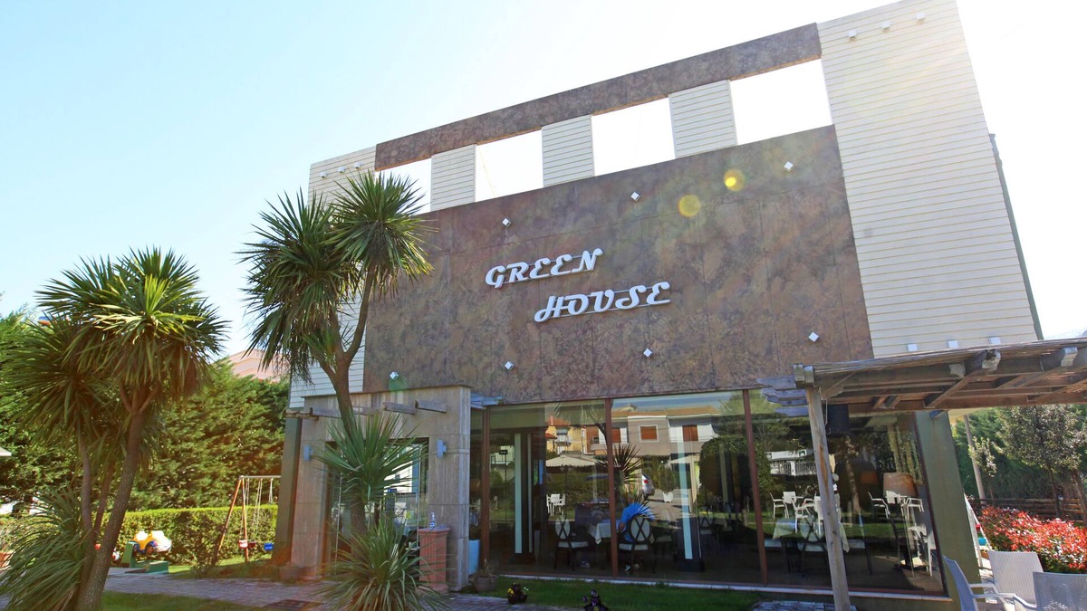Berat Hotel | ALBON Park