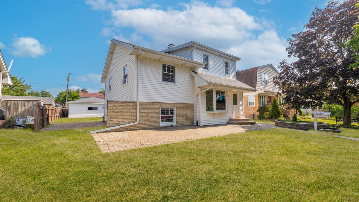 West Chicago House | Albor Homes #3
