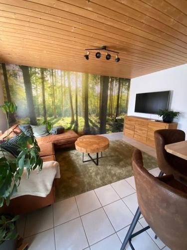 Hohenstein Apartment | AlbPanorama Fewo mit Infrarotsauna und Gartenblick