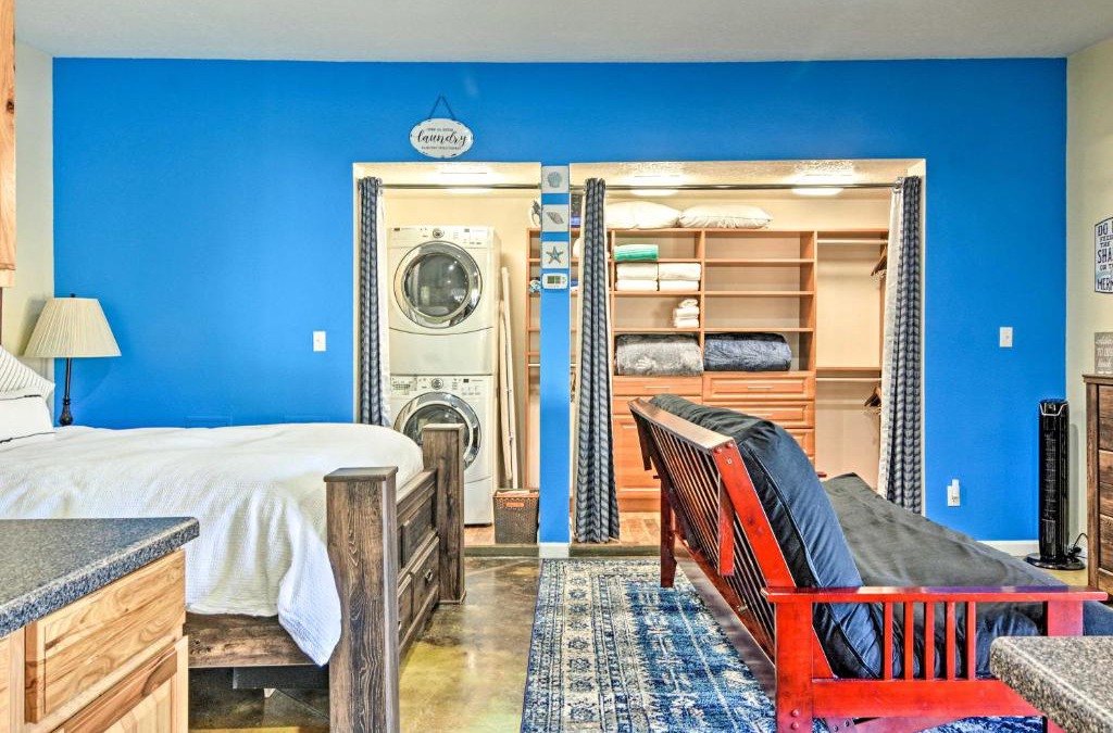North Albuquerque Acres Apartment | Albuquerque Studio with Shared Pool and Fire Pit!