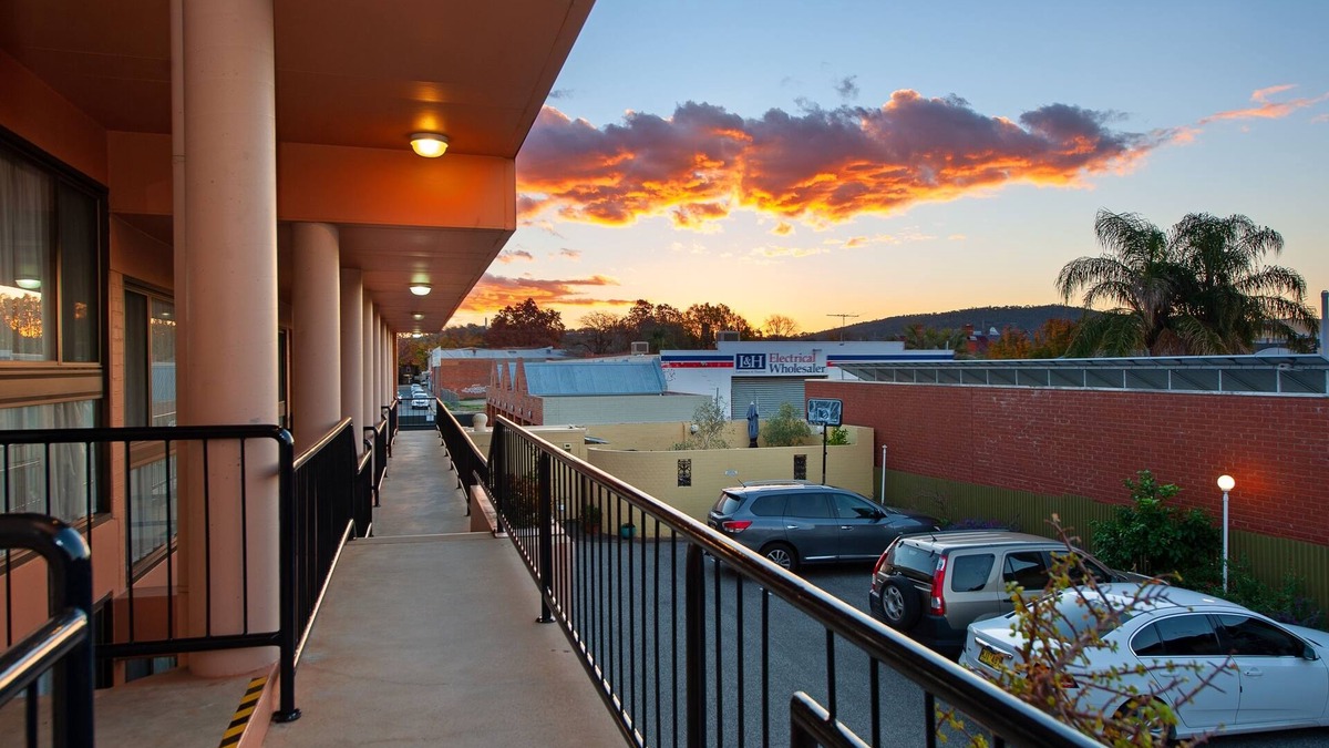 Albury Hotel | Albury Winsor Park Motor Inn