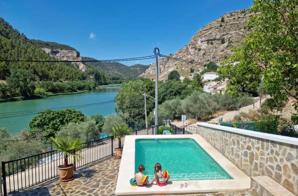 Tolosa House | ALCALA DEL JUCAR, Casa rural Rio Tranquilo 1 -Piscina privada-