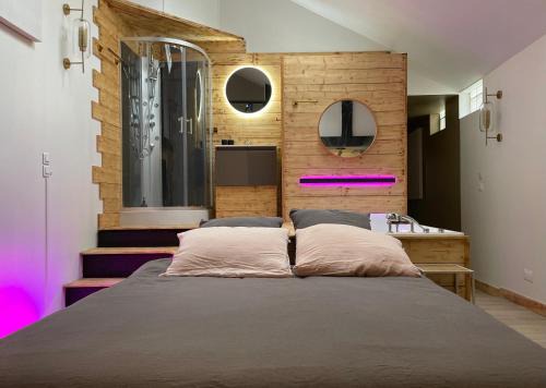 Ham Bed & Breakfast | Alcova