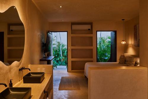 Izamal Cabin | Aldea Itzamatul
