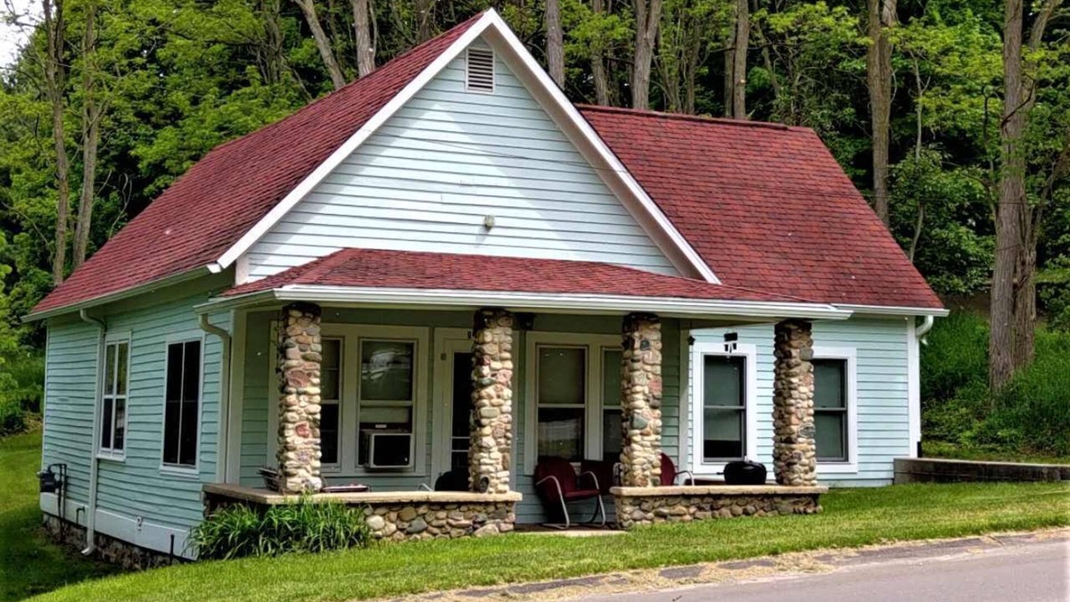 Alden House | Alden Cottage Summary