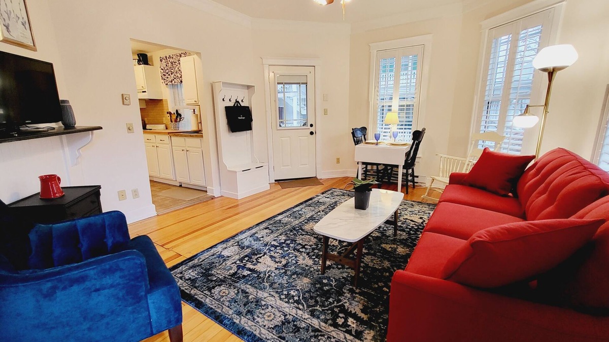 Chautauqua Condo | Aldine Simpson Suite SPACIOUS updated 1-bdrm w/lake view in heart of Chautauqua!