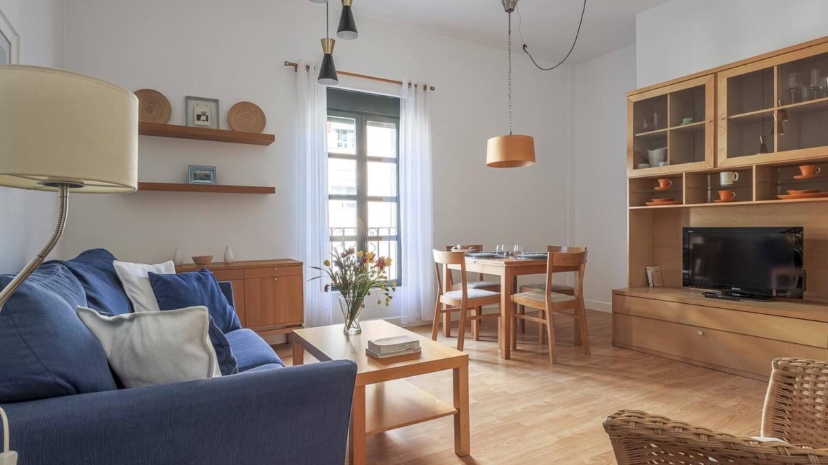 La Florida Apartment | Alejo Fernandez Dreams of Santa Cruz Oasis Seville