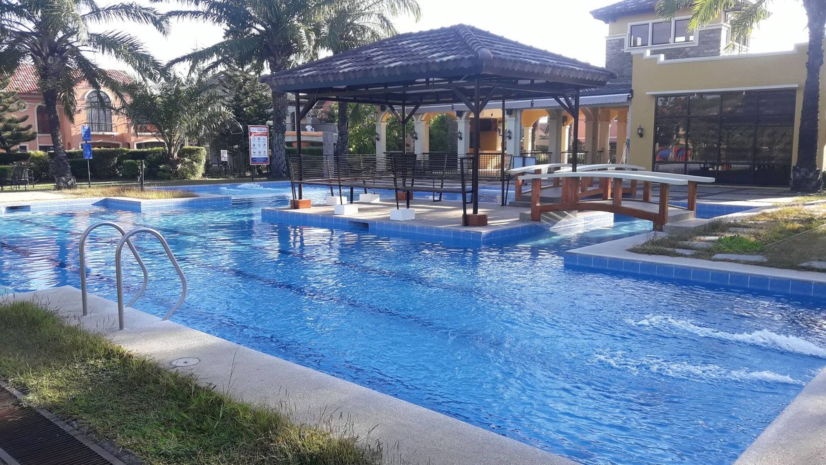 Bacoor City Apartment | Aleth's Apartelle closed to Evia Lifestyle Center