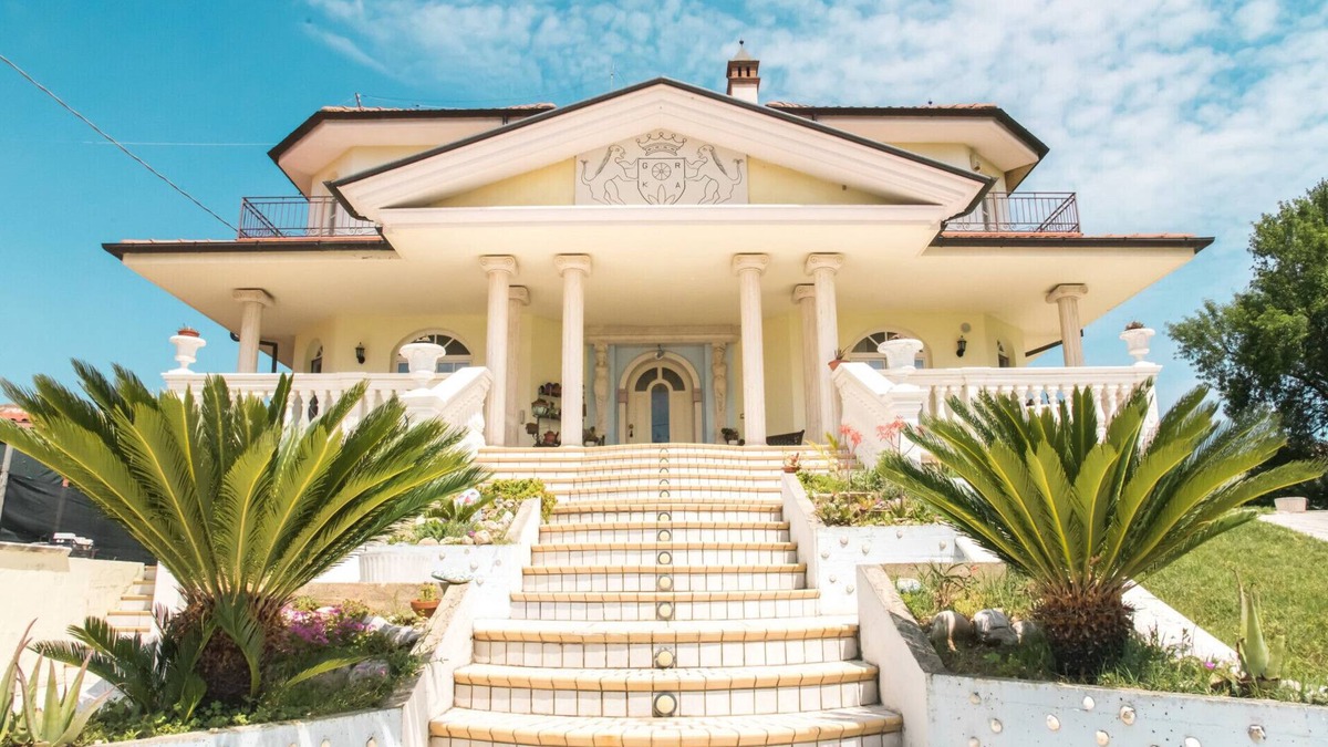 Collecorvino Bed & Breakfast | Alexander's Home
