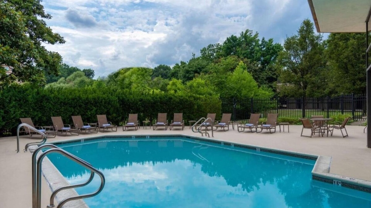 Alexandria West Hotel | Alexandria's Hidden Gem! 2 Relaxing Units, Pets Allowed, Indoor and Outdoor Pool