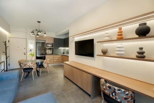 Ilisia Apartment | Alfalfa Pagrati Caravel