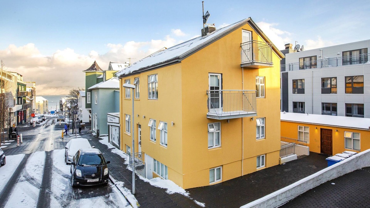 Downtown Apartment | Alfred's Apartments
