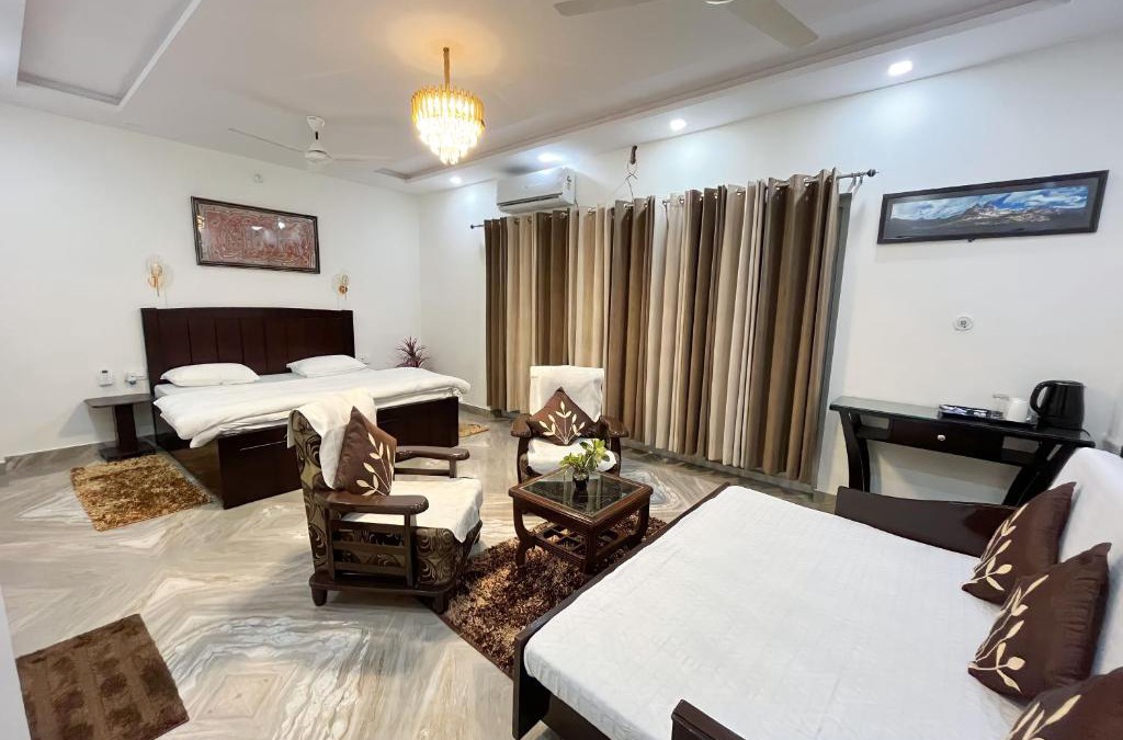 Taj Ganj Bed & Breakfast | Alibaba’s Indiana Homestay