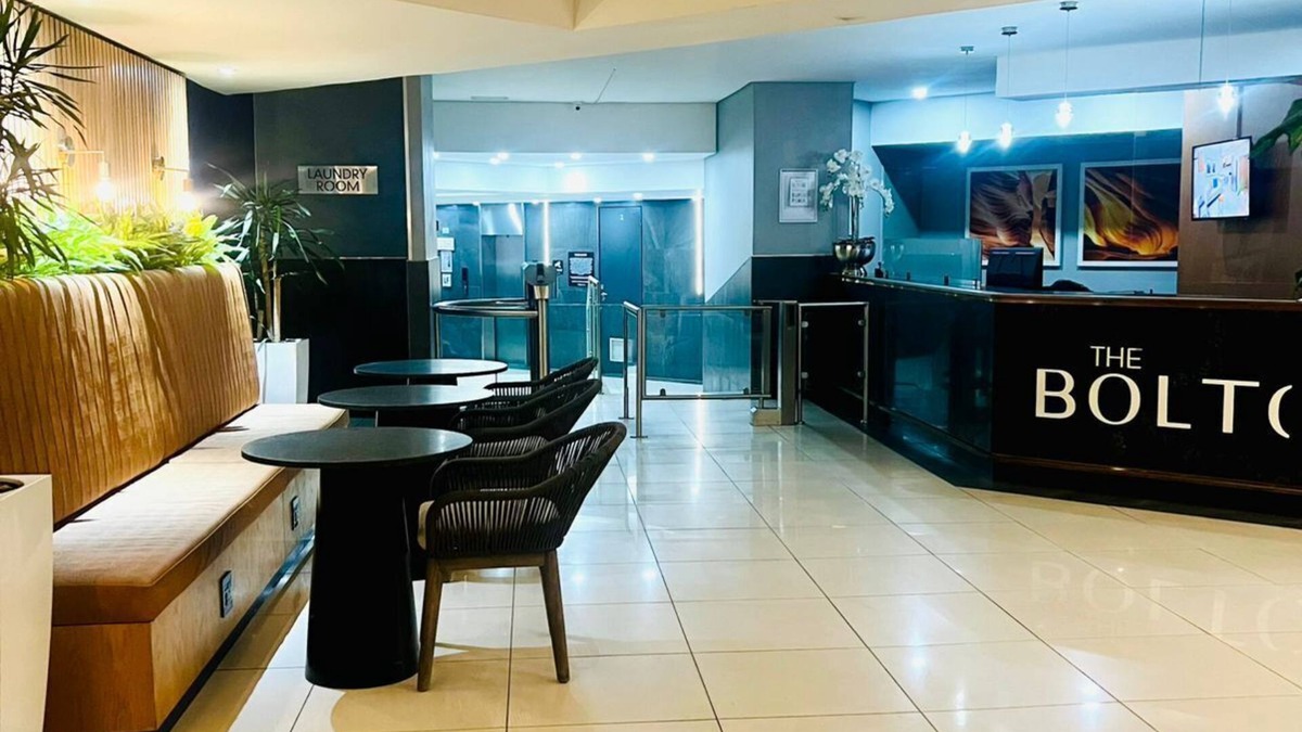 Greater Johannesburg Metropolitan Area Condo | Alice's Place -Power Back Up- Pool & Cinema & More in vibrant Johannesburg
