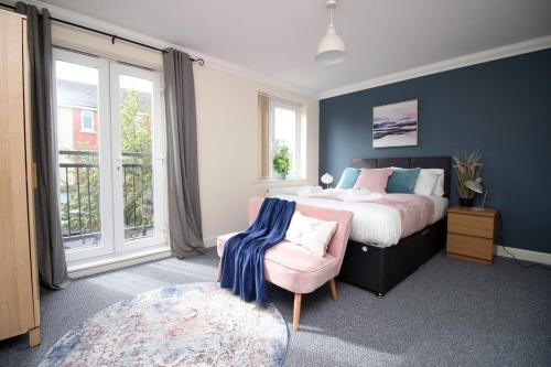 Newport House | Alicia's Way by Tŷ SA