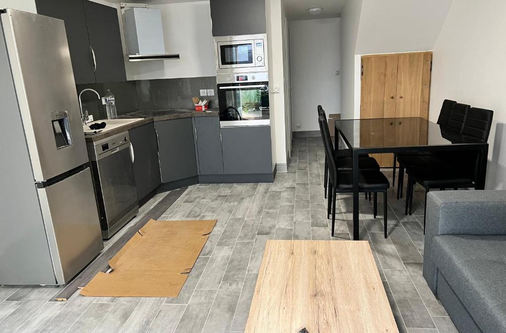 Civray House | Alida