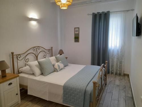 Kini Apartment | Alisachni