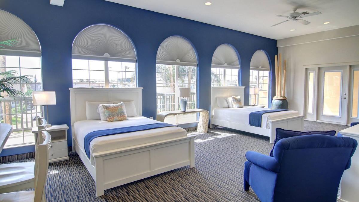 Port Aransas Hotel | Alister Square Inn
