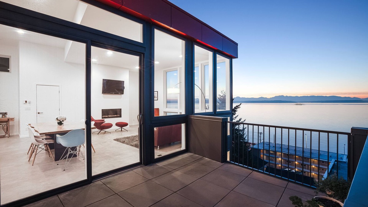 North Admiral House | Alki Beach House with Sweeping Sea & Mountain Views