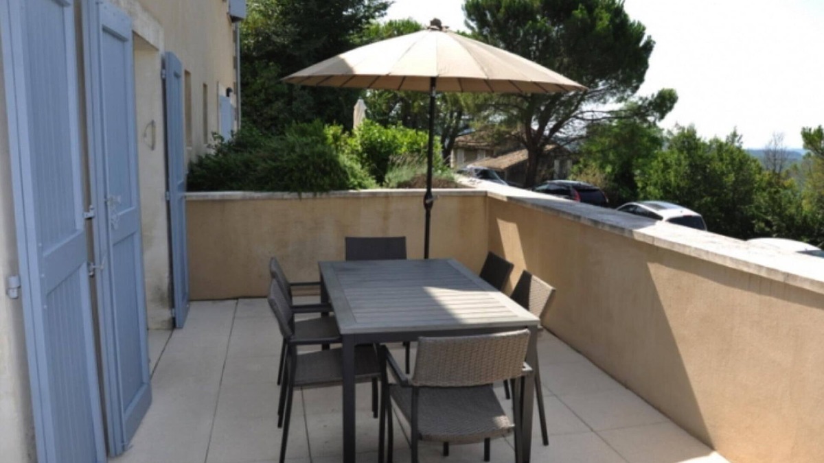 Bonnieux Apartment | ALL COMFORT, modern, NICE TERRACE, BEAUTIFUL VIEW of MONT VENTOUX