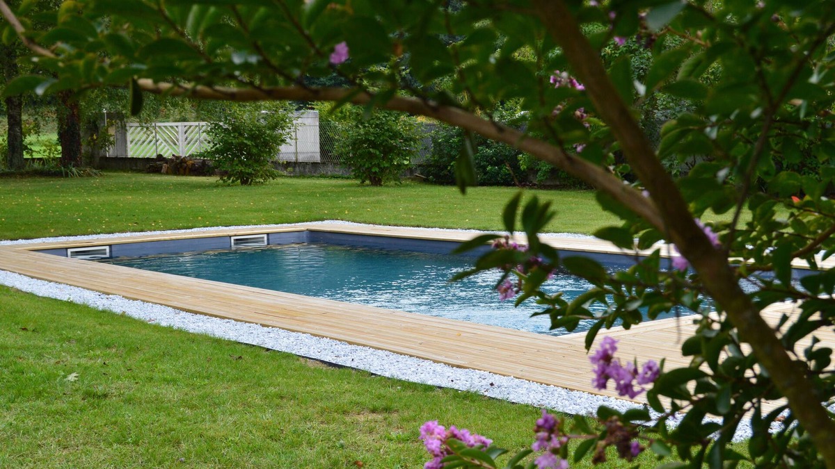 Lagarde Villa | All-comfort villa with heated pool (summer), spa and pétanque court.