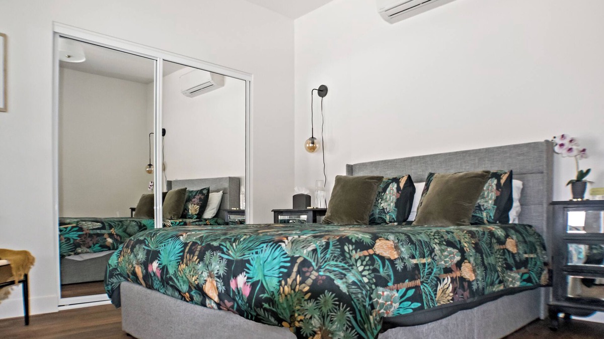 Willmore Apartment | All New Apt Mins Beach, Downtown & Convention Ctr