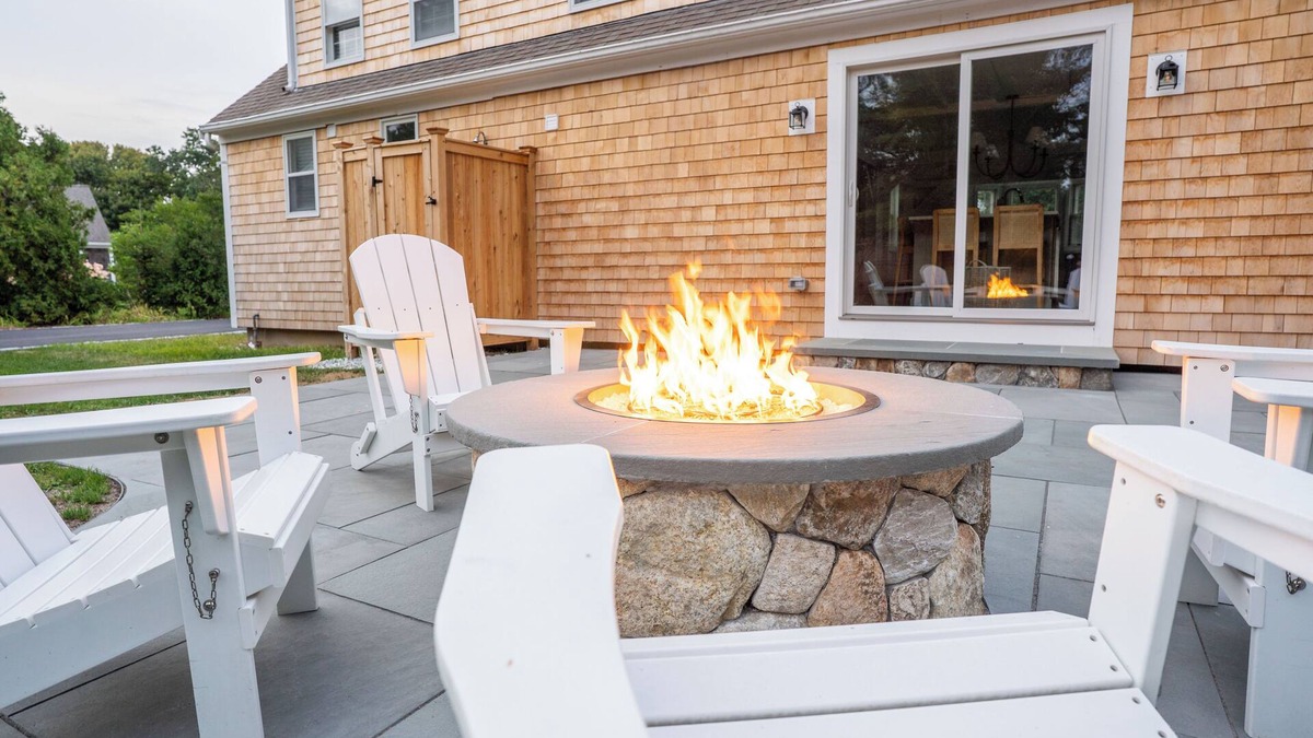 Chatham House | All-New Coastal Luxury Near CBI & Beaches, Dog-Friendly