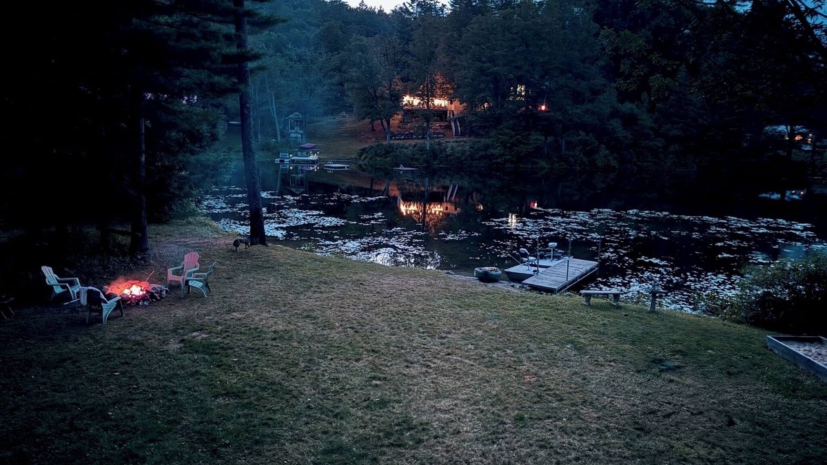Ludlow Cabin | All-Season Lake Pauline Retreat, 2 mi to Okemo