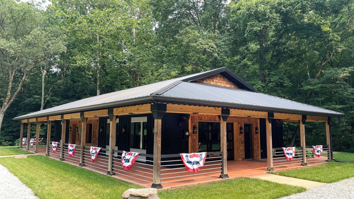 Bath Cabin | All Seasons Lodge! Celebrate a special occasion or relax in the hot tub.