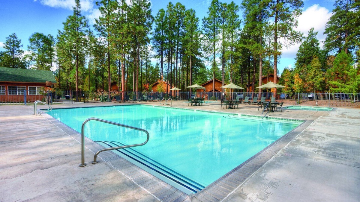 Pinetop Resort | All the comforts of home!