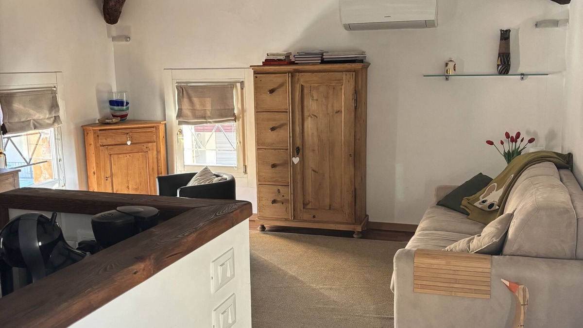 Angarano Apartment | Alla Vigna apartment inside a historic villa with private parking space