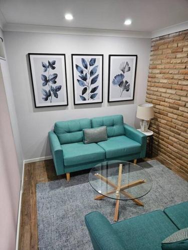 Hillvue House | Allawah Hideaway Tamworth