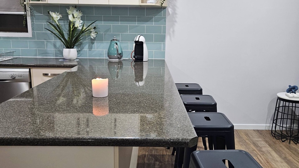 Hillvue House | Allawah Hideaway Tamworth