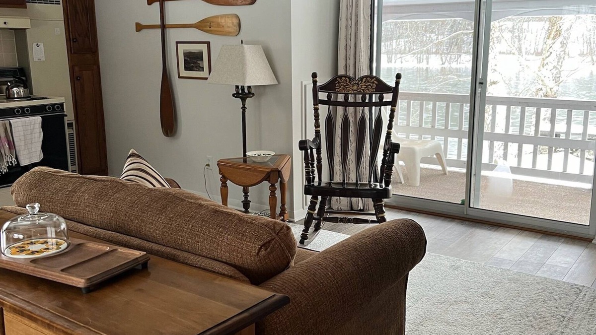 Tidioute Apartment | Allegheny River House